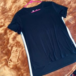Xersion Medium Black Tee Shirt with Split sides